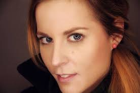 Hobbymodel Janine Bauer added a...