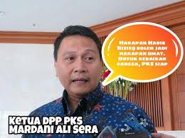 Ustaz tengku zul yang wafat senin 10 mei 2021, rencananya akan langsung dibawa ke lokasi pemakaman yang. Meme Politik Koalisi Habib Rizieq Akankah Jadi Nyata