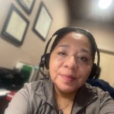 Patricia Niles's Instagram, Twitter & Facebook