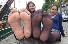 teens - very cute feet | MOTHERLESS.COM ™