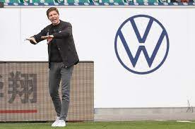 As tuesday drew to a close, some german media sources seem to tend toward vfl wolfsburg's oliver glasner swapping one german saxon state for another en route to rb leipzig's trainer position. 5wx7fxteciszhm