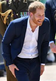 Daily mail'e göre, prens harry'nin eski sevgilileri kraliyet düğüne davet ediliyor. Prens Harry Kate Middleton A Senin O Bastan Cikaran Bacaklarin Diyecekken Engellenmis Magazin Haberleri