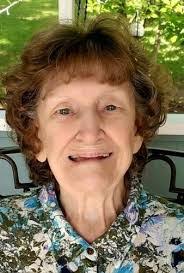 Cindy Collum's Instagram, Twitter & Facebook