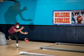 Troy movie listings and showtimes for movies now playing. Bowlers Moviegoers Trickle Back To Reopened Metro Detroit Businesses