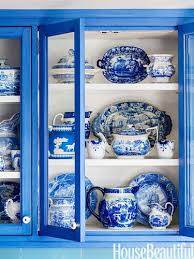 You Ll Be Ready To Repaint Your House After Seeing These Blue Kitchens Blue And White White Decor Blue And White China