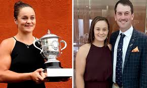 World number one ash barty came from a set down to beat lesia tsurenko. How Ash Barty Celebrated Her French Open Win In True Aussie Style With Beers Her Favourite Meal Daily Mail Online