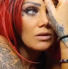 Alyssa Carey's Instagram, Twitter & Facebook