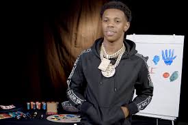Aj ruined my record executive producer: A Boogie Wit Da Hoodie Paints The Songs On His Hoodie Szn Album Xxl