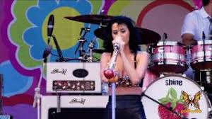 Find out when katy perry is next playing live near you. 1080p Katy Perry Waking Up In Vegas V Festival 2009 Hd Youtube
