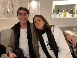 Por primera vez en televisión la pareja del momento. Tini Stoessel Y Sebastian Yatra Home Facebook
