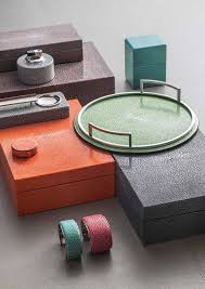 Help us swim against the tide. Lederaccessoires Von Giobagnara By B Home Morgentau