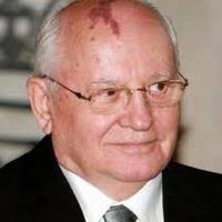 UW students chosen to query Gorbachev