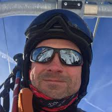 Enter Raffle to Win In Daisy's Dream Christmas Draw hosted by Vicky Maunder