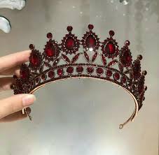 Pin By Madlyn Mirage On Just Beautiful Fantasy Jewelry Tiaras Jewellery Beautiful Tiaras
