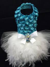 Dog Harness Dress Dog Wedding Dress Dress For Dog Small Dog Large Dog Blue Dog Dress Feather Dog Dress Dog Harness Christmas With Images Dog Harness Dress Dog Clothes Patterns Dog