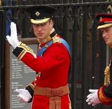 April 2011 in der westminster abbey in london statt. Hochzeit Warum Tragt Prinz Williams Eine Rote Uniform Welt