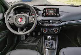Pour le moment, aucun souci de fonctionnement ( à 3000 km, ce serait. Essai Fiat Tipo Sport 1 4 T Jet 120 2019 Moniteur Automobile