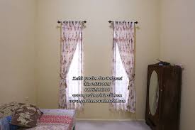 Jual gorden motif bunga untuk dekorasi interior konsep shabby chic atau konsep vintage, dengan bahan blackout berkualitas harga murah. 20 Gorden Shabby Murah Motif Masa Kini