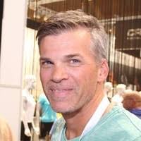 Leon Overgaag Email & Phone Number