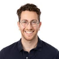 Lawrence Kogan's Instagram, Twitter & Facebook