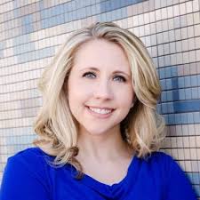 Amy DeWar ™️ (@anomaly831)