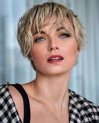 Jess Bush - Free pics, galleries & more at Babepedia