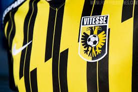 Vitesse arnheim seite auf flashscore.de bietet liveergebnisse, resultate, tabellen und spielinformationen (tore, rote karten,.). Vitesse 20 21 Heimtrikot Veroffentlicht Nur Fussball