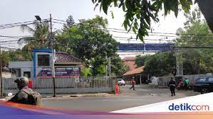 Banyak sekali suasana gonzaga yang berbeda dari kebanyakan sekolah yang membuat saya nyaman berada di. Digugat Rp 551 Juta Sma Gonzaga Beberkan Alasan Tidak Naikkan Kelas Siswanya