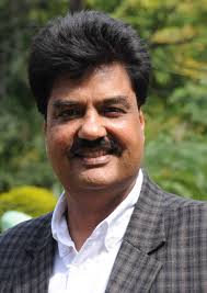 4 PU council ex-chiefs in fray