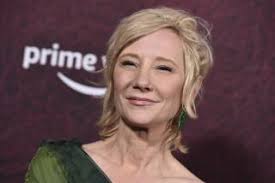 Anton Yelchin, actor in 'Star Trek' films, dies in freak car accident at  age 27