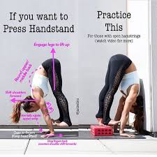 Difficult Repost Janiceliou Press Handstands Are Hard Af Period Having Open Hamstrings Will Ma Press Handstand Handstand Training Handstand