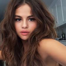 We would like to show you a description here but the site won't allow us. Selena Gomez Dramatischer Schlussstrich Intouch