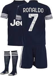 He's considered one of the greatest and highest paid soccer players of all time. Gamesdur Ronaldo Fussball Trikot Kinder 20 21 Fussball Kinder Set Juve Fur 3 14 Jahre Kommt Mit Socken Und Kurz Amazon De Bekleidung