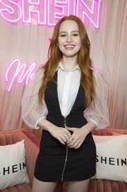 I love the idea of cheryl making fun of toni's height in a cute relationship way… Riverdale S Madelaine Petsch Warns Trouble For Choni Season 4 Spoilers