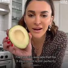 Here’s how to keep your cut avocados perfectly green