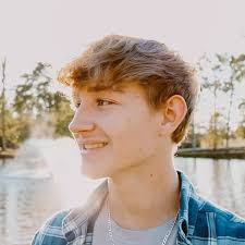 Thursdays basically senior sunday!🤷‍♂️