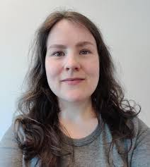 Karen Reynard's Instagram, Twitter & Facebook