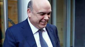 El 'Bill Gates británico', entre los desaparecidos del yate que naufragó en  Sicilia