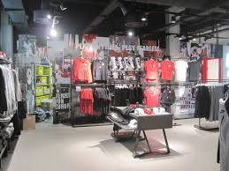 Nike (2) (4) filter zurücksetzen. Sg Eintracht Frankfurt S Fanshop Brainartist Gmbh