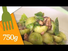 Les piquer ensuite sur les brochettes avec les tranches de lard. Recette De Poelee De Choux De Bruxelles Aux Lardons 750 Grammes Video Dailymotion