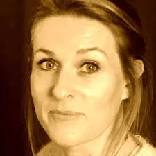 Catherine Leclair's Instagram, Twitter & Facebook