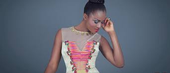 Nouveaux modèles en wax pagne africaine. Le Melange Dentelle Et Pagne Ethnique Pour Un Style Fashion