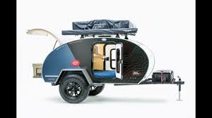 From teardrop trailers to camp trailers, there's as much variety with small campers as there are classes of bigger types of rvs. 8 Best Small Travel Trailers Compare Features Specs And Rv Rental