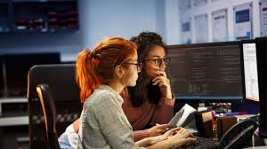 A double major, or dual major, is the act of pursuing two majors, with both typically falling under the same degree. Bachelor Of Commerce Bachelor Of Computer Science Courses And Degrees La Trobe University