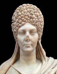 APHRODİSİAS BULUNTUSU DEMETER/CERES TİPİNDEKİ KADIN PORTRE HEYKELİNE YENİ  BİR DÖNEM ÖNERİSİ A NEW PERIOD PROPOSAL FO