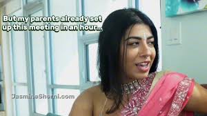 Desi Girl gets fucked hard in saree behind boyfriend’s back
