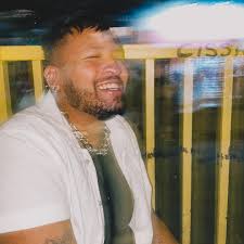 look at that horse 🎠 (feb dump)