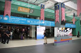 Indonesia airasia melayani lebih dari 20 kota tujuan di seluruh indonesia, asia, dan australia. Flight Review Airasia Ak512 Kuala Lumpur Klia2 To Hanoi Noi Bai International Airport By Airbus A320 200 Railtravel Station