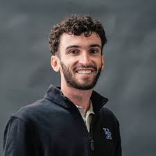 It comes with great excitement to announce that I have accepted an offer  for a summer intern with the Producers Guild of America. I would like to  thank everyone who helped with