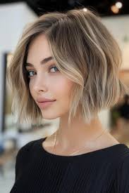 Timeless and Trendy: 21 Chic Choppy Bob Hairstyles for Sophisticated Seniors